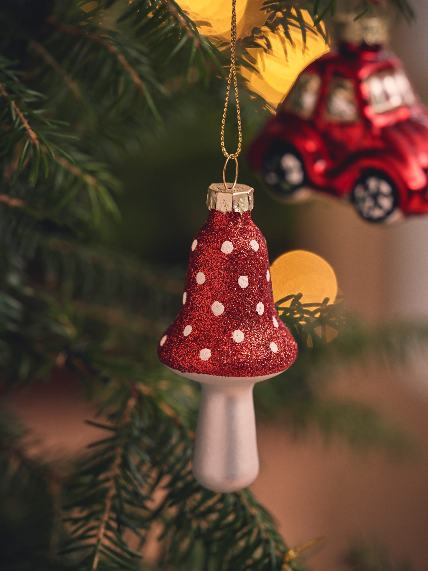Juleornament med svamp | Glas. 9 x 4 cm. | Red