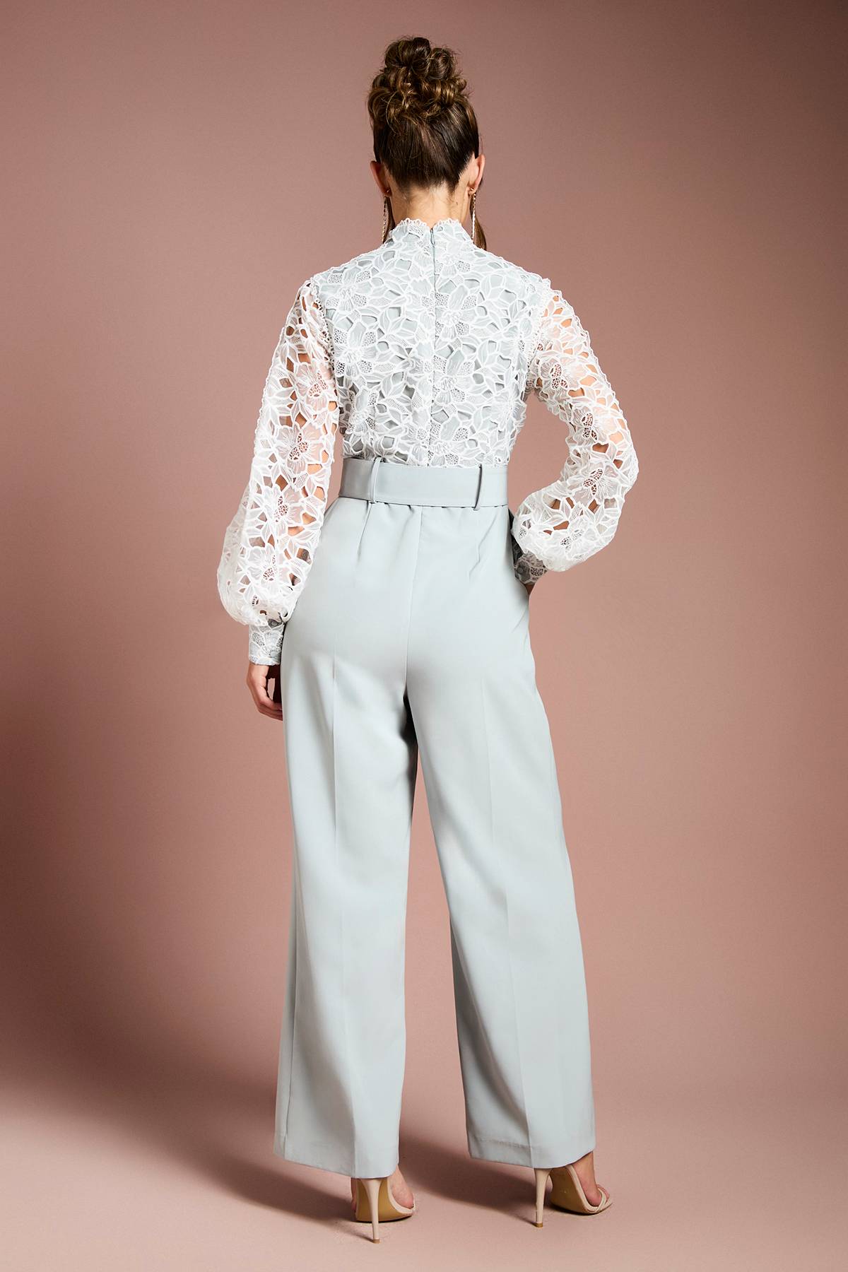 Coast Combinaison à Manches Longues en Dentelle d'Organza avec Ceinture