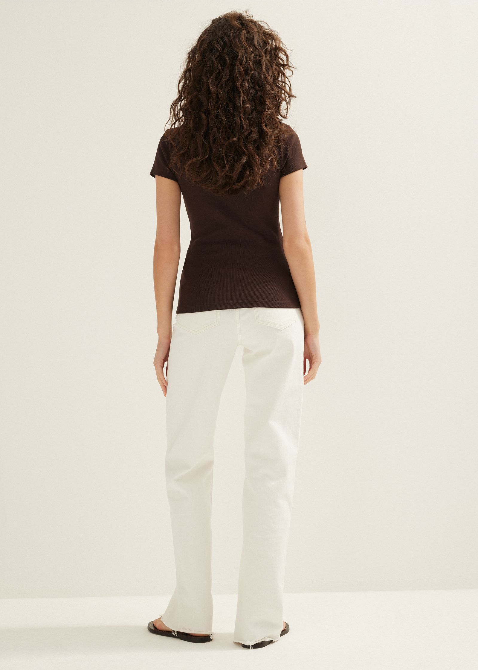 T-shirt met v-hals