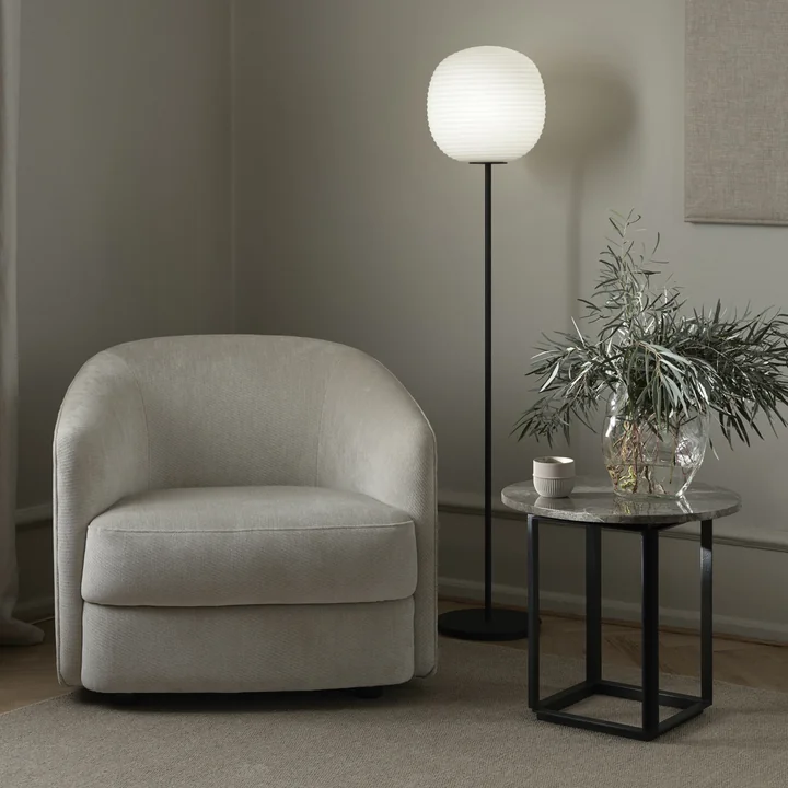 New Works - Lantern Stehleuchte, H 150 cm, Ø 30 cm, weiss / matt