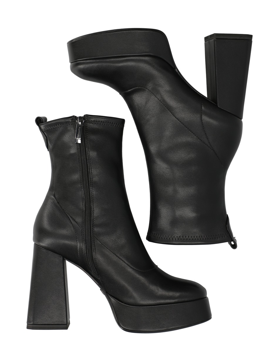 Stiefelette