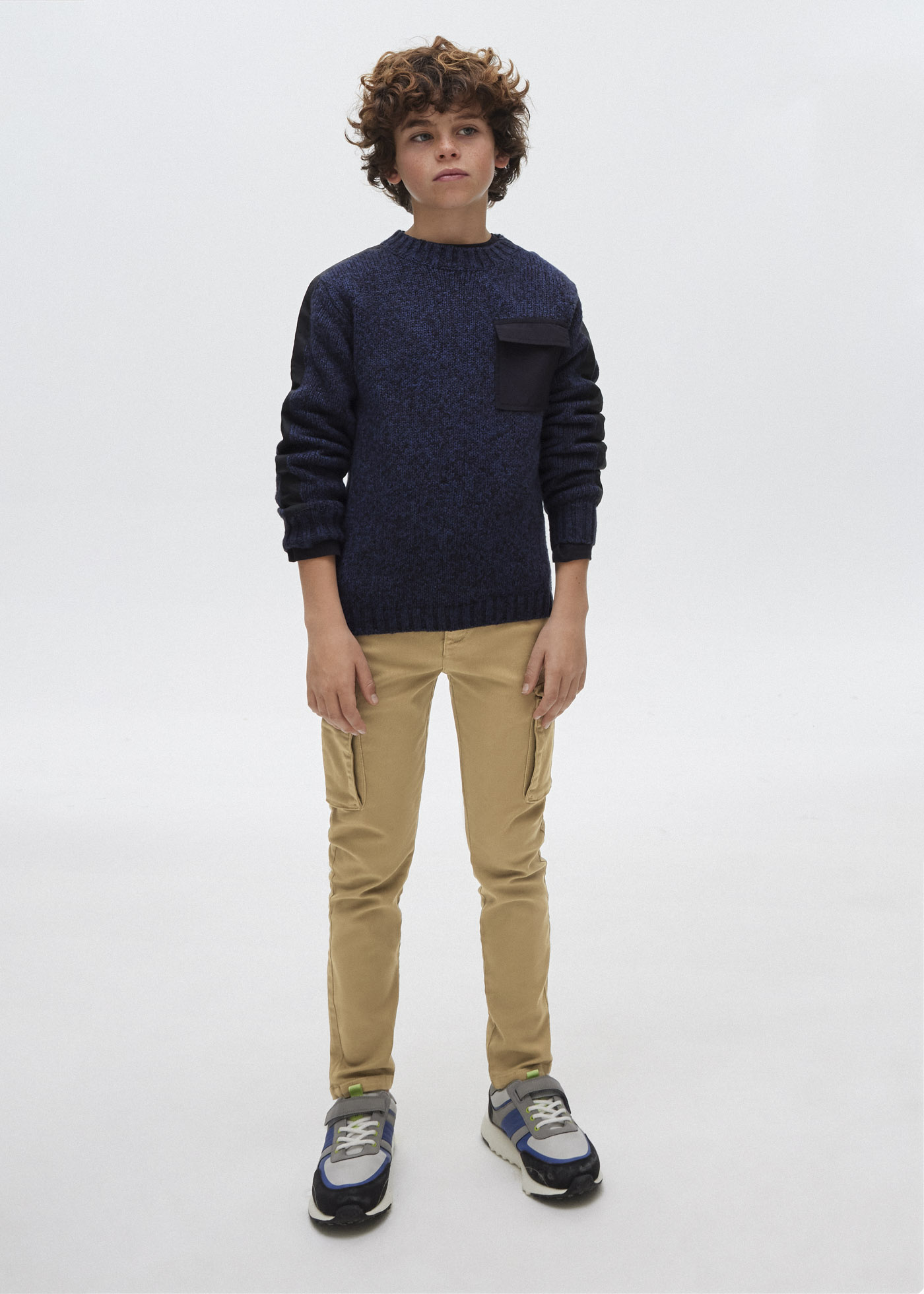 Calças cargo slim fit de algodão da Better Cotton para meninos