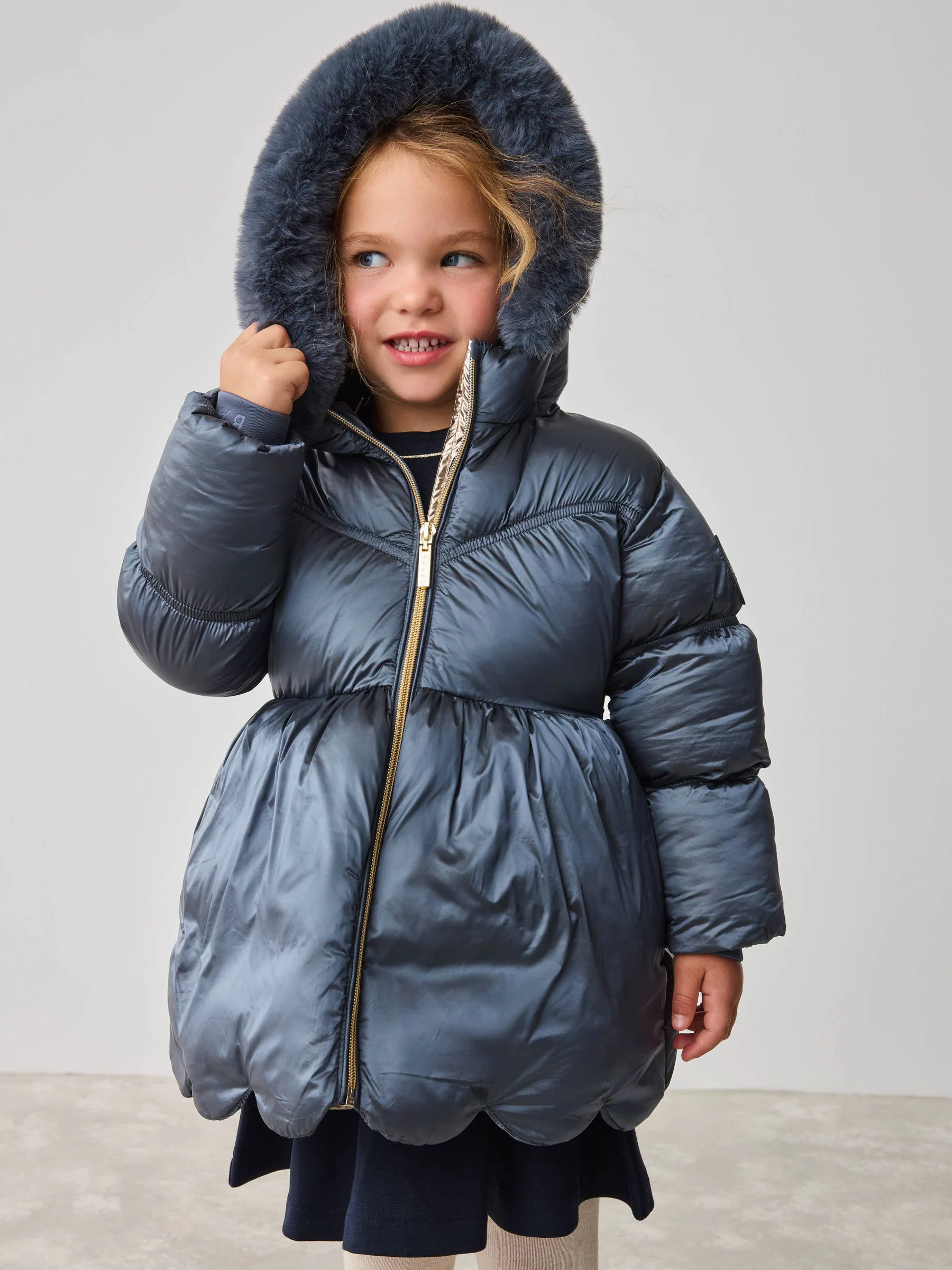 Marineblauw - Baker by Ted Baker Regenbestendige gewatteerde jas met geschulpte rand en afneembare tas
