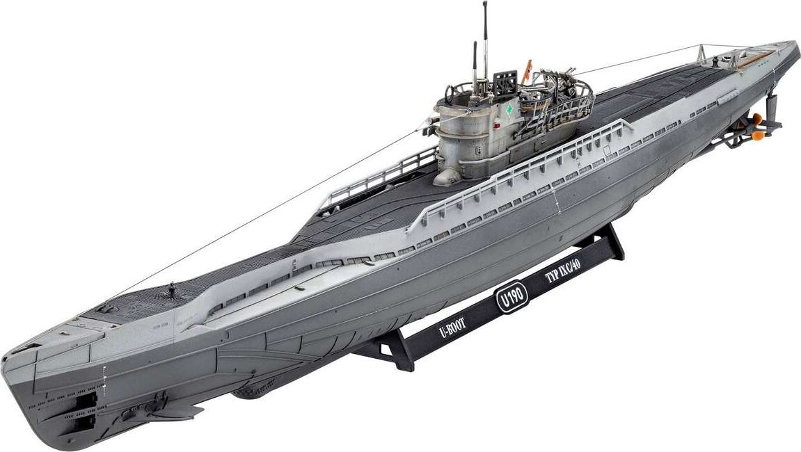 Revell - German Submarine Type Ix C/40 U190 - 1:144 - Level 4 - 05167