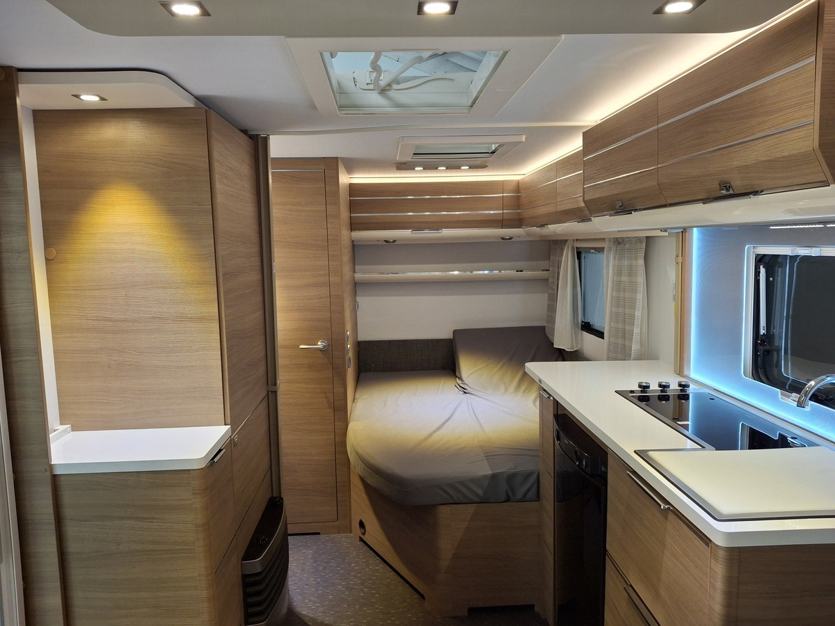 Adria Adora 462 UP 2020 caravan