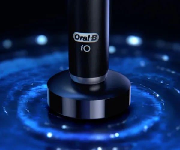 [OUTLET] - Oral-B Eltandbørste iO 9 White