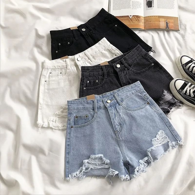 HYAKU - Versleten gewassen denim shorts