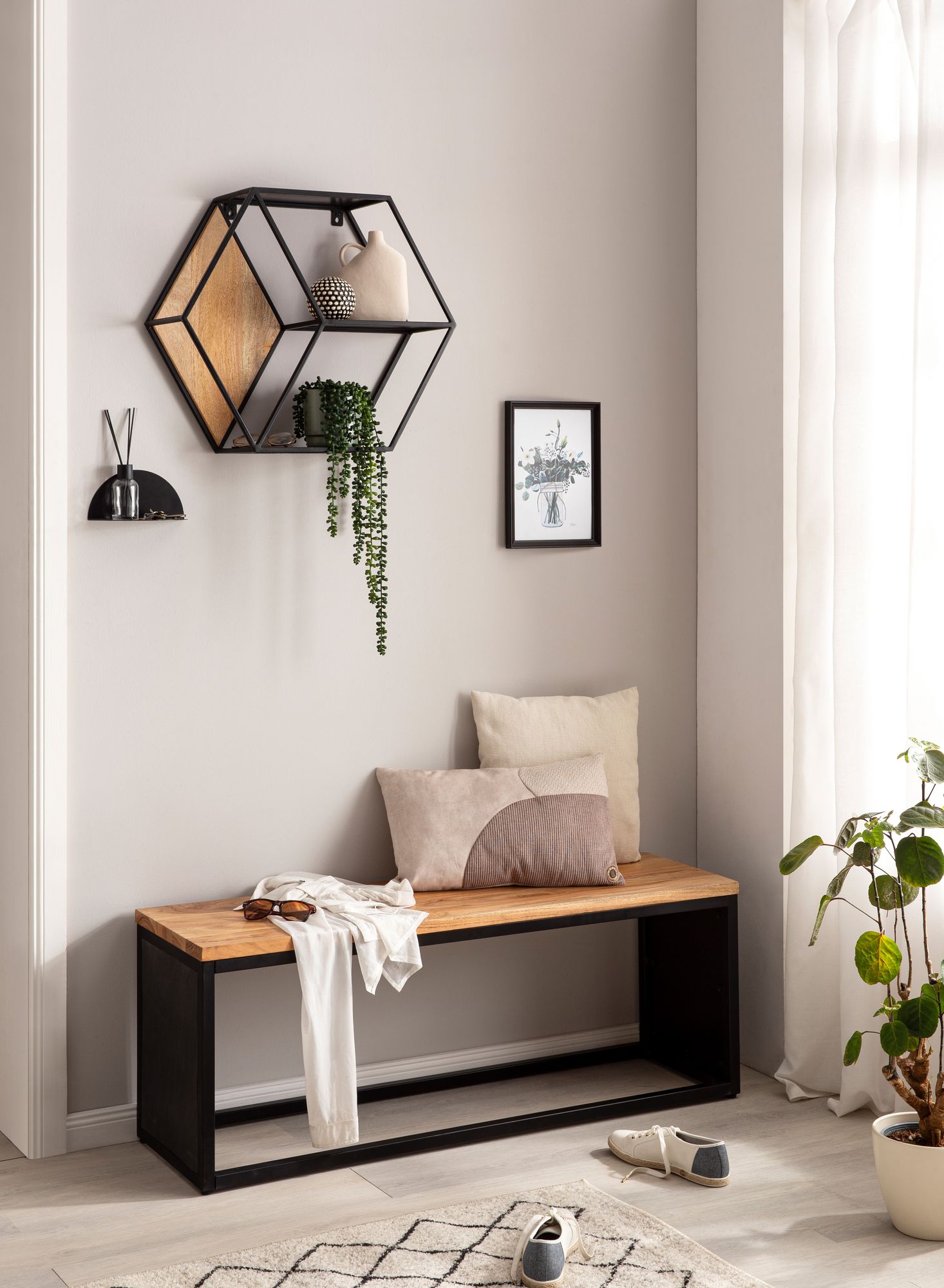 Wandregal FineBuy Hängeregal 60x52x20 cm Massivholz Metall Regal Sechseckig