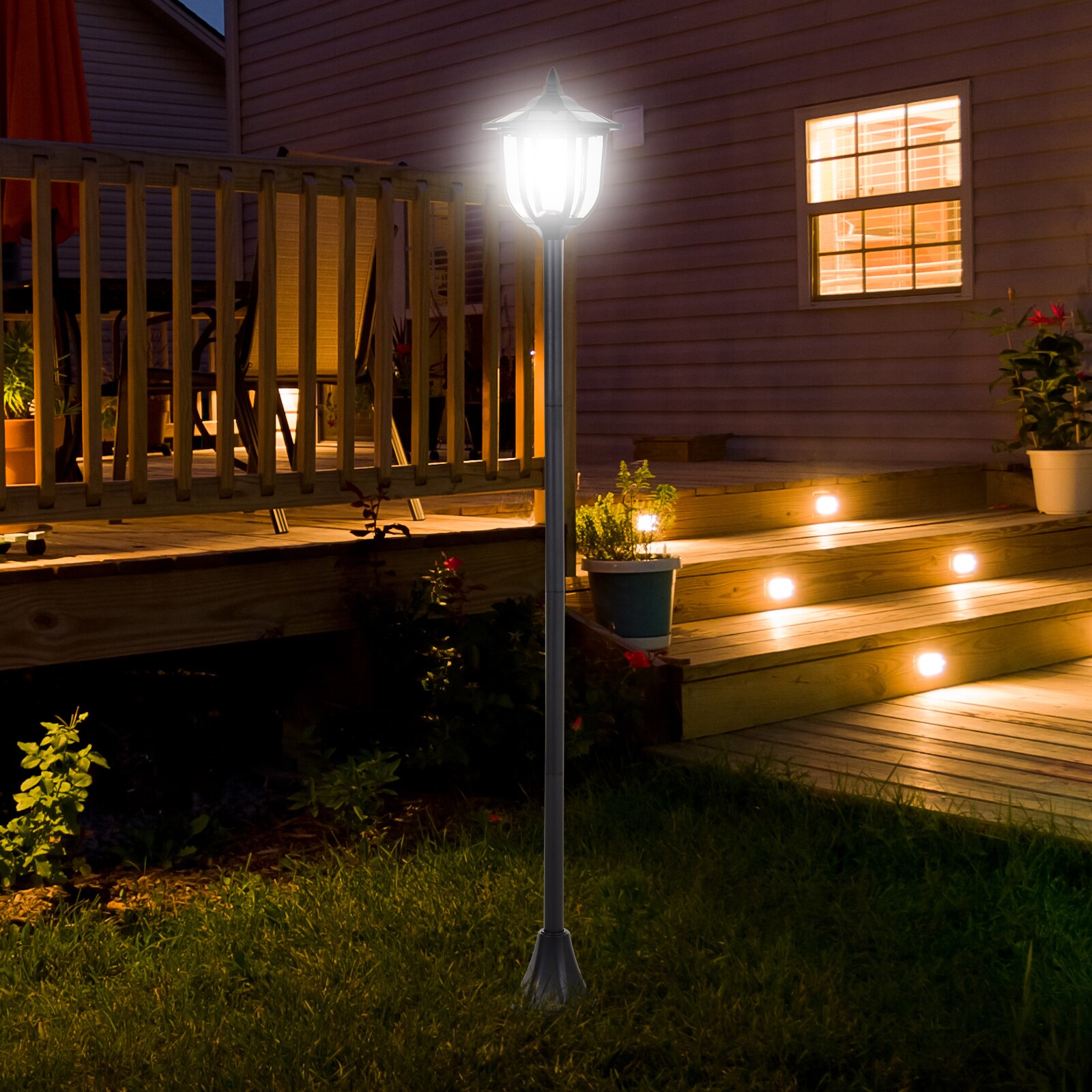 Outsunny Solar Gartenlaterne mit LED schwarz 26,5 x 177 cm (ØxH)