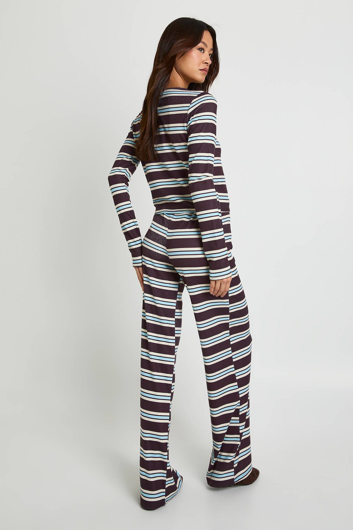 boohoo Ensemble cardigan à rayures ton sur ton froissées et pantalon à jambes larges