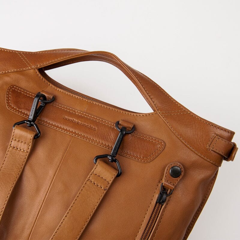 Aunts & Uncles Grandma's Luxury Club Backpack / Shoulderbag Mrs. Cronut Caramel
