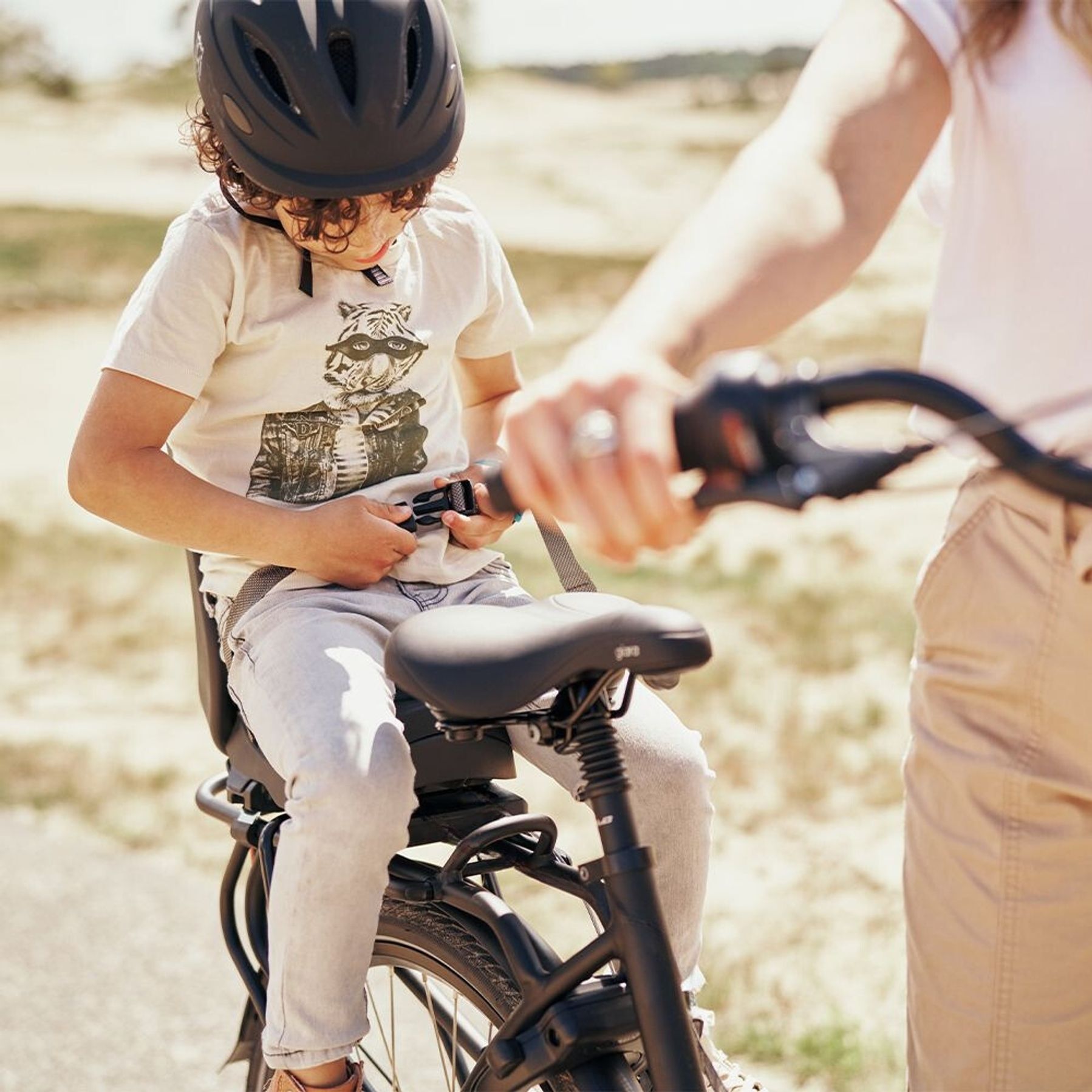 Urban Iki Junior MIK HD Fietsstoeltje Achter