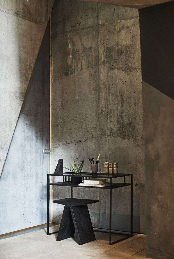 Muubs Taburet Angle Black - Sort bejdset/olie