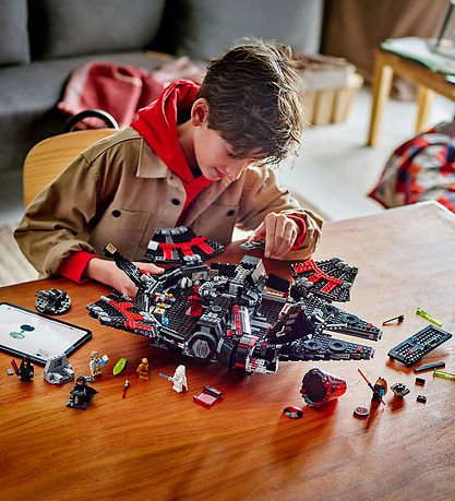 LEGO? Star Wars - Sortefalken 75389 - 1579 Dele