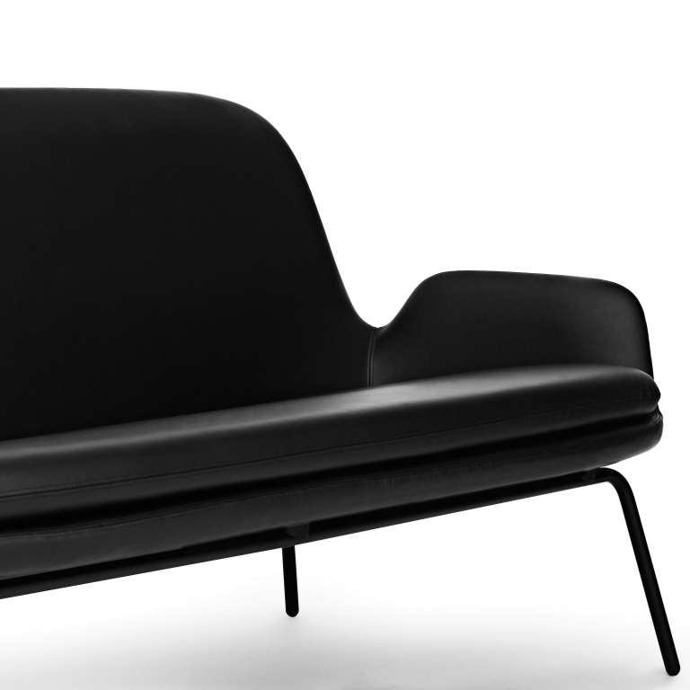 Normann Copenhagen Era Sofa bank met zwart stalen onderstel tango leather zwart
