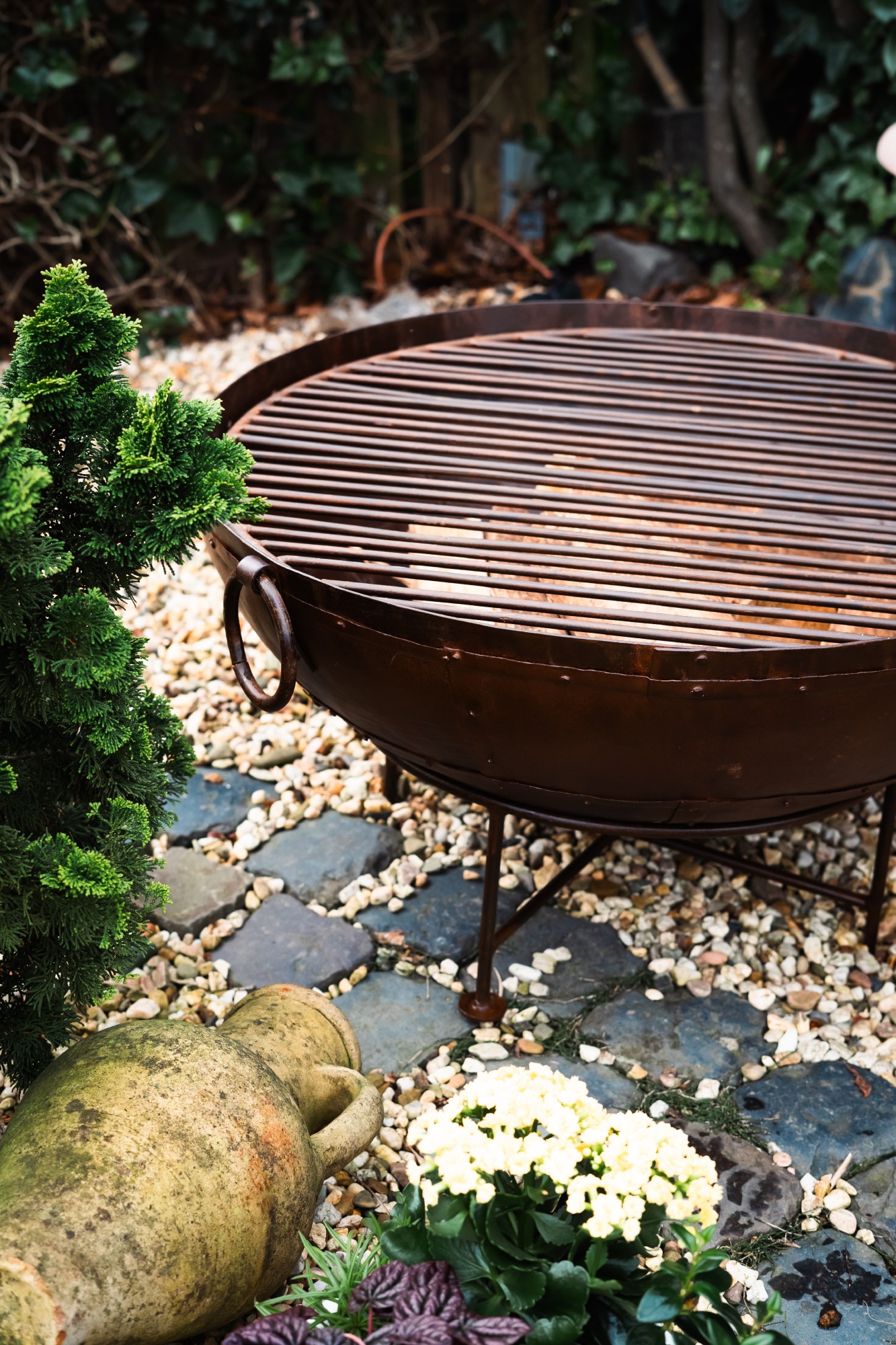 Indischer Grill 'Kadai' mit Rost & Ständer, aus Metall, Ø 80 cm, H 46 cm günstig bestellen
