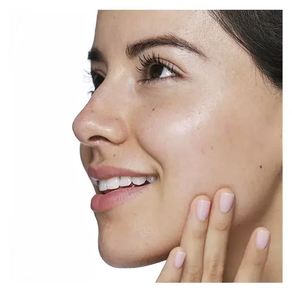 Loção facial hidratante em gel IT Cosmetics Confidence in a Gel 15ml