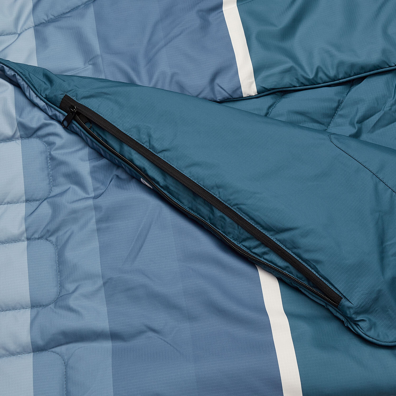 Voited Travel Blanket