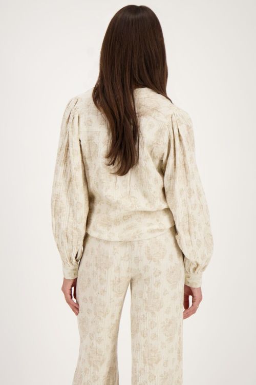 Beige jacquard blouse met bloemen