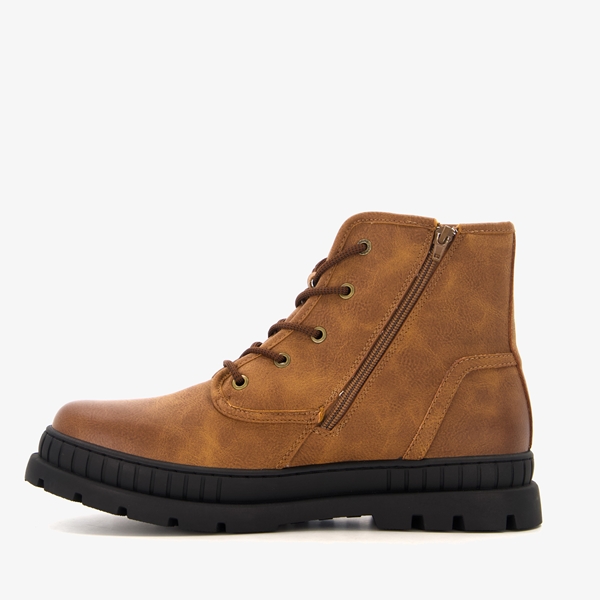 Bugatti gevoerde heren veterboots bruin