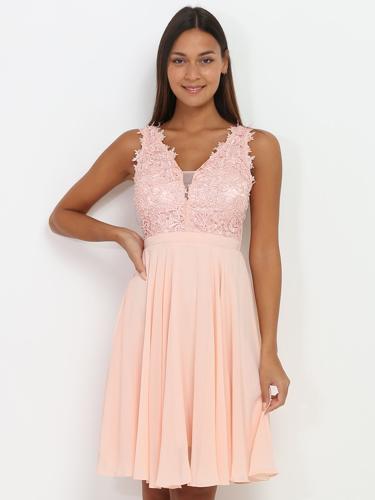 Robe patineuse à broderie et perles- Rose