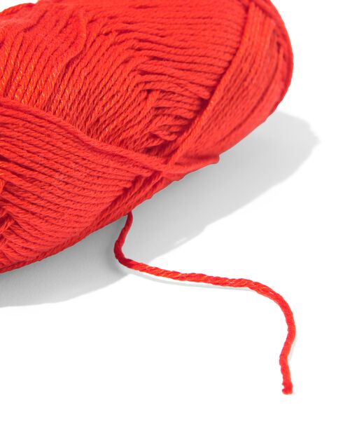 fil de coton rouge 50g 105m