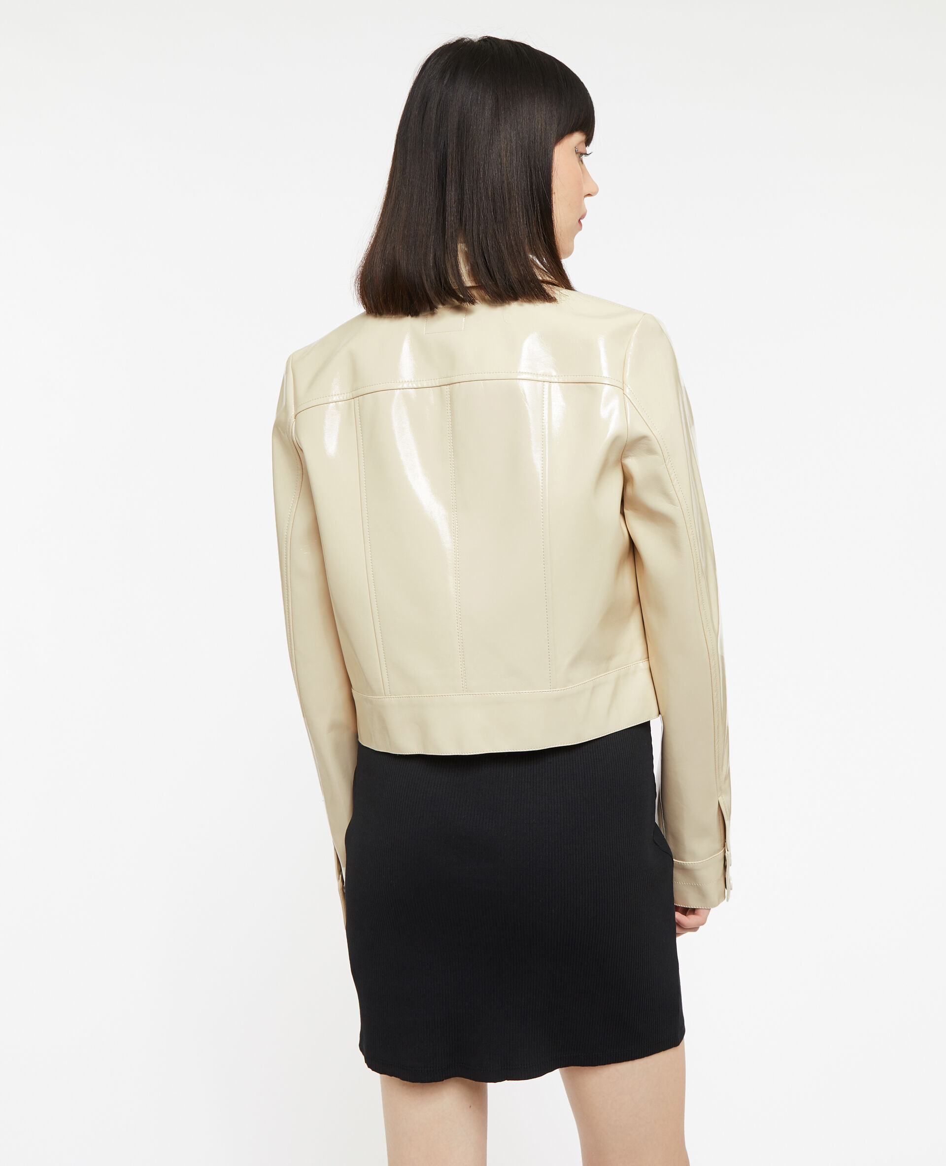 Veste courte et droite en vinyle - Beige