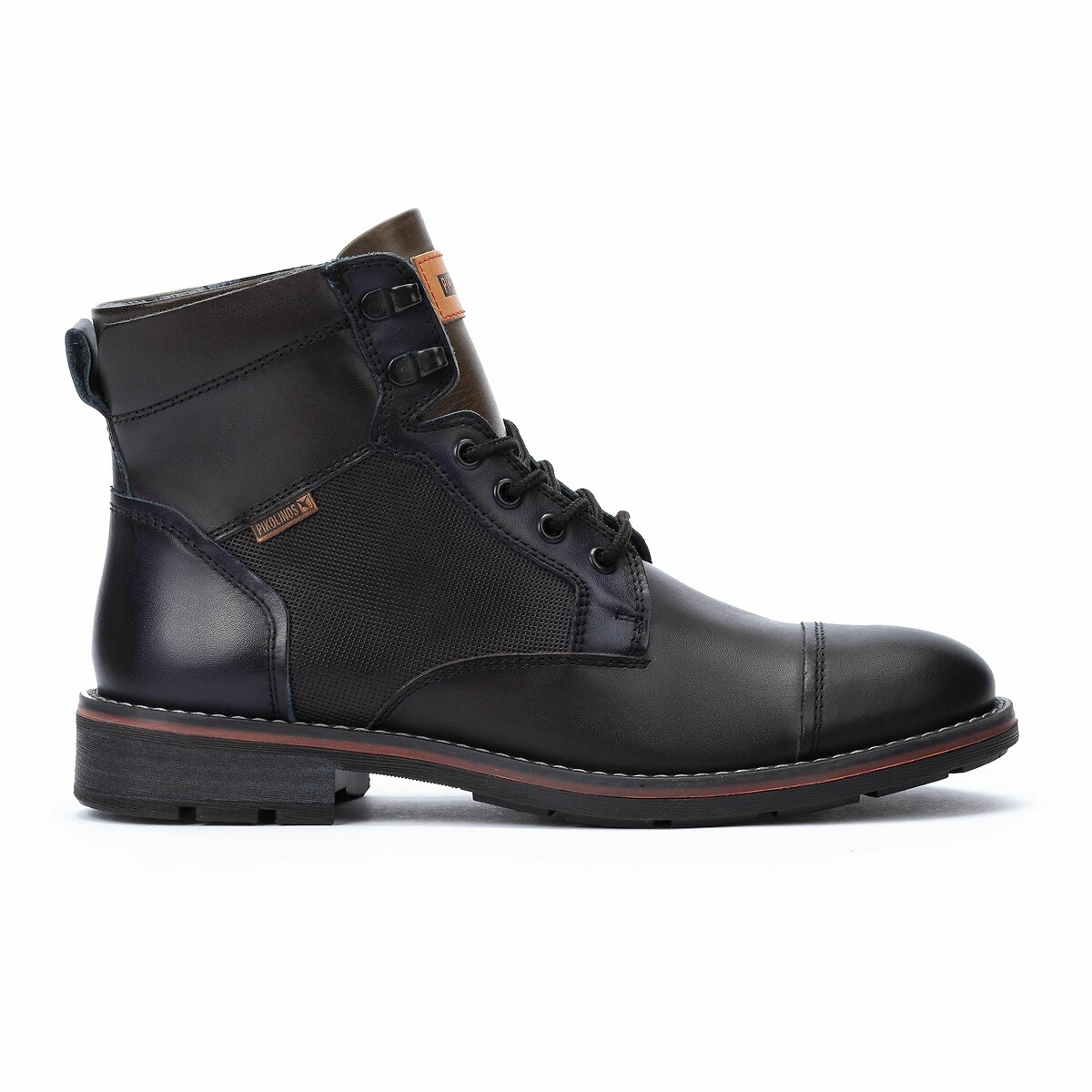 PIKOLINOS<br>Aprenda a usar botas com cadarços York