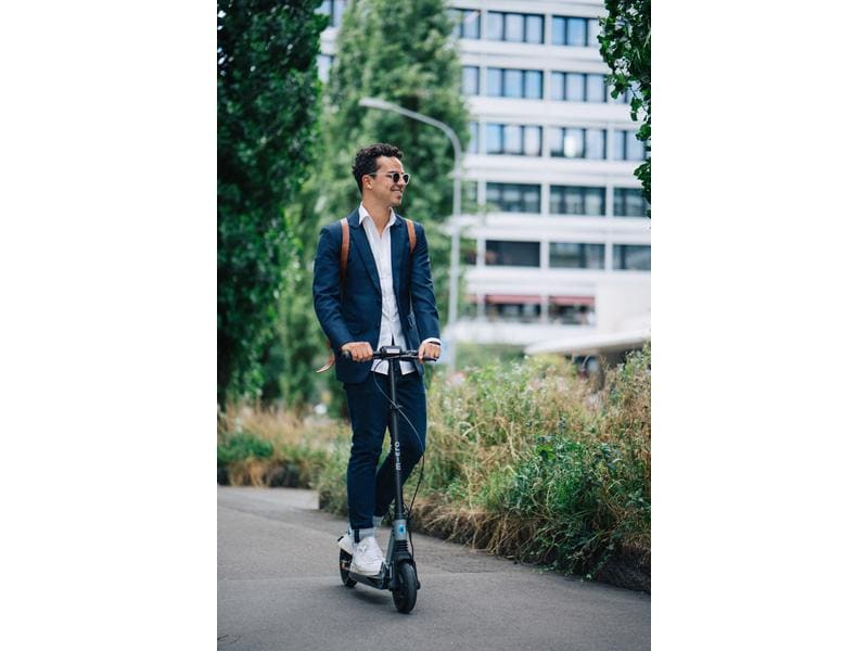 Micro Mobility E-Scooter Merlin II Elektro-Scooter