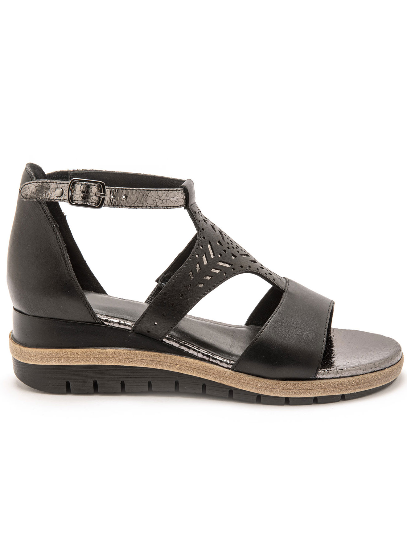 Sandales cuir motifs ajourés