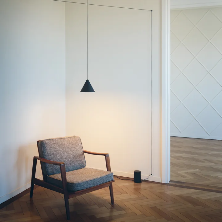 Flos - String Light Pendelleuchte, Kegelkopf, Kabellänge: 12 m, weiss