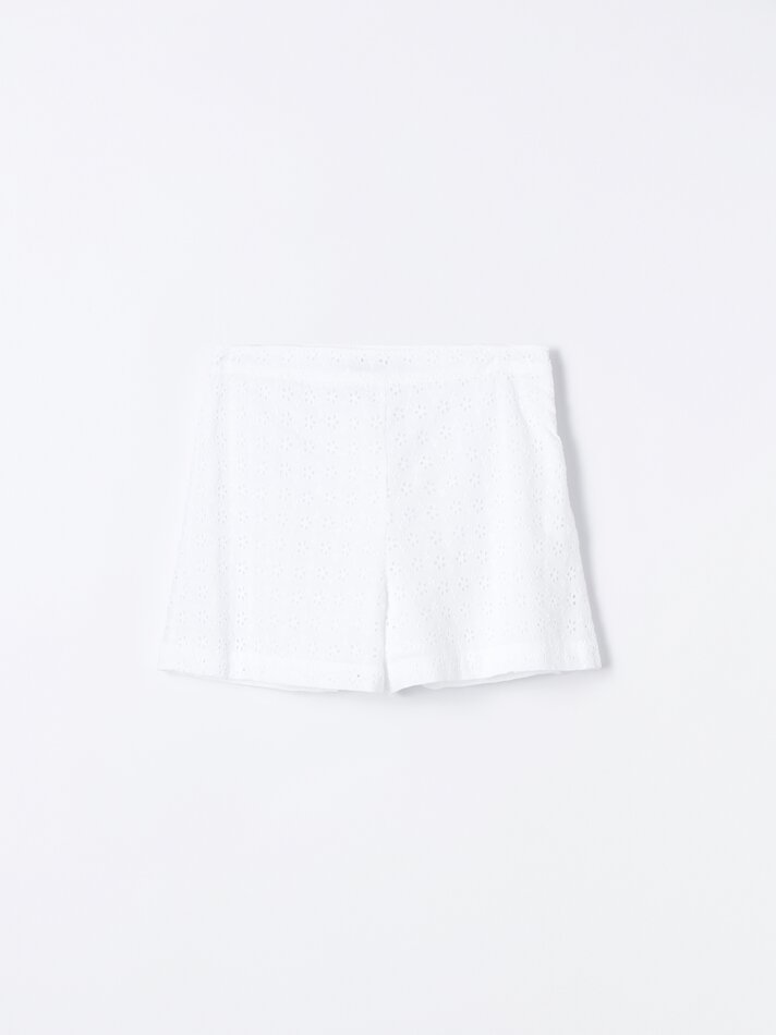 Calções com bordado suíço - Branco