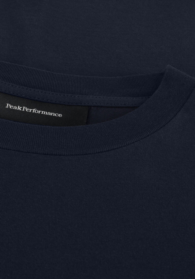 PEAK PERFORMANCE donkerblauwe peak performance t-shirt m original small logo tee