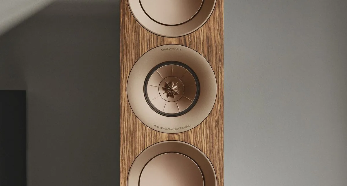 KEF R7 Meta Noyer Clair (la paire) Enceintes colonne