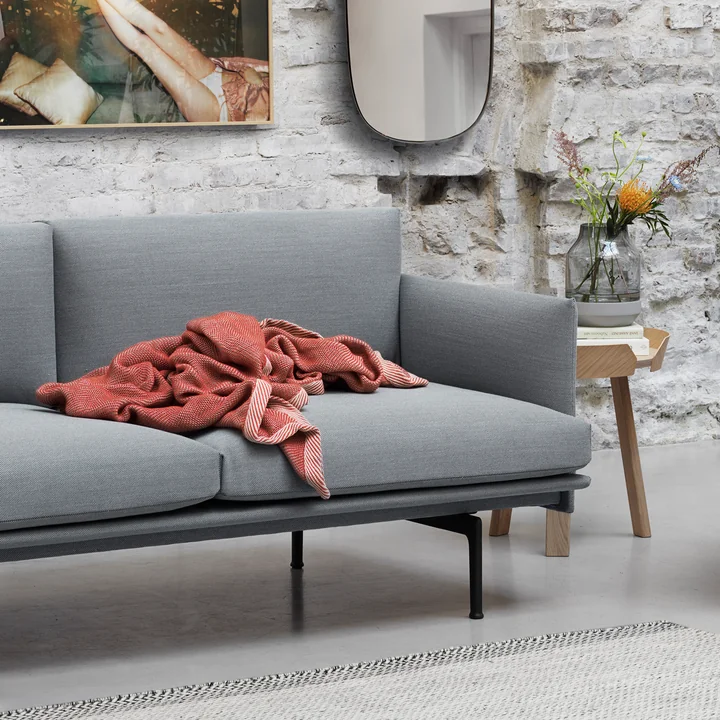 Muuto - Outline Sofa 2-Sitzer, verkehrsschwarz (RAL 9017) / schwarz Refine Leather (EU)