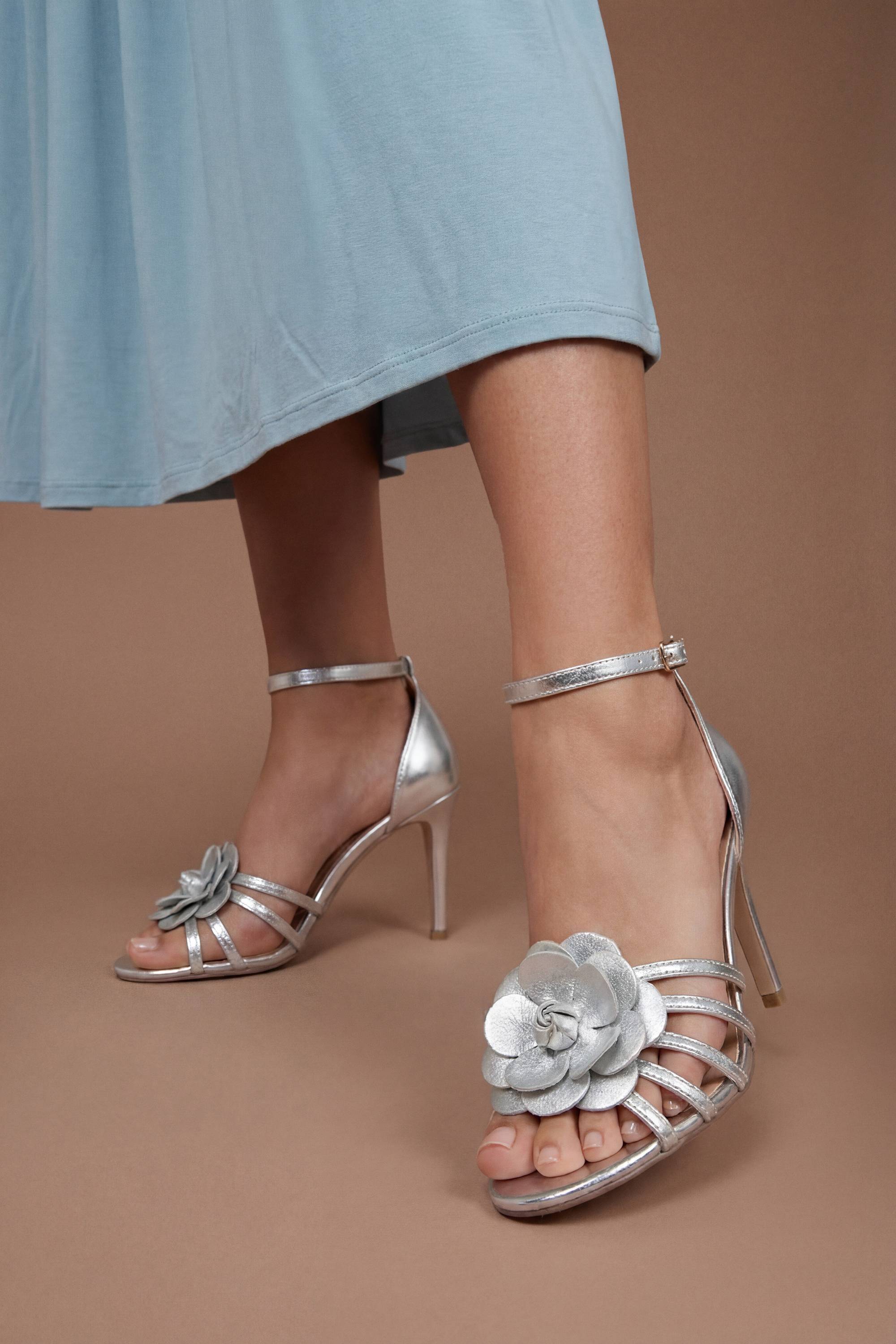 Coast Sandales À Talons Aiguilles Hauts Tia En Cuir À Brides Avec Corsage