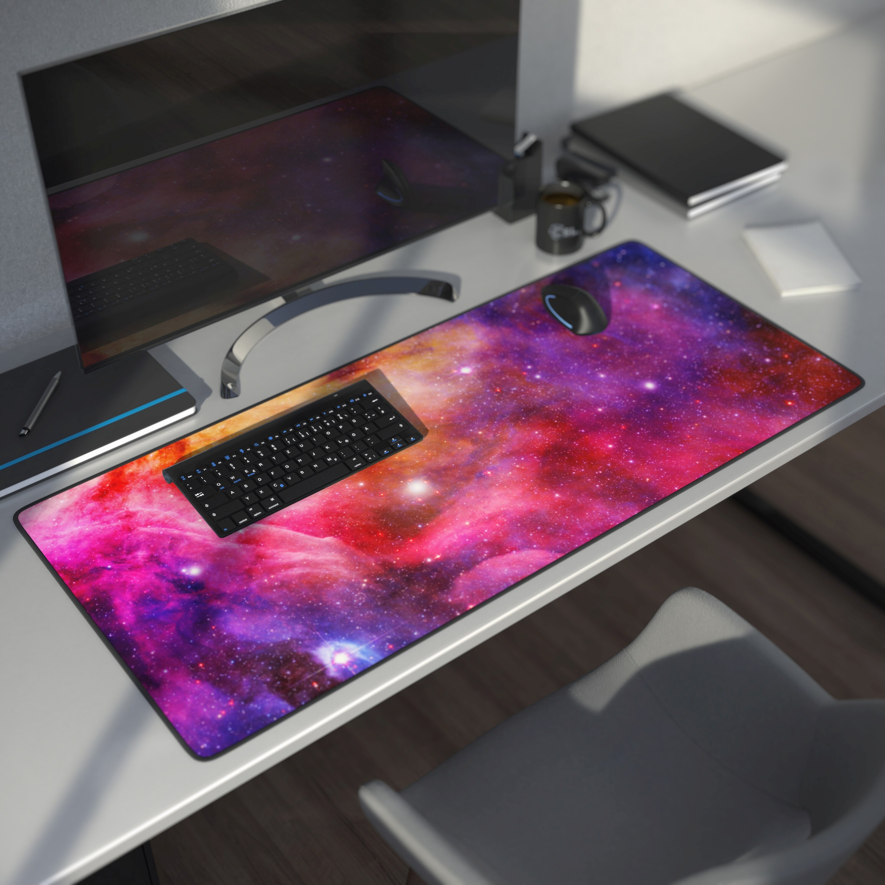 CSL Gaming Mauspad XXL Schreibtischunterlage 900 x 400mm, Präzision & Geschwindigkeit, Farbige Galaxie