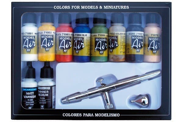 Model Air basics color set 10x17ml + airbrush