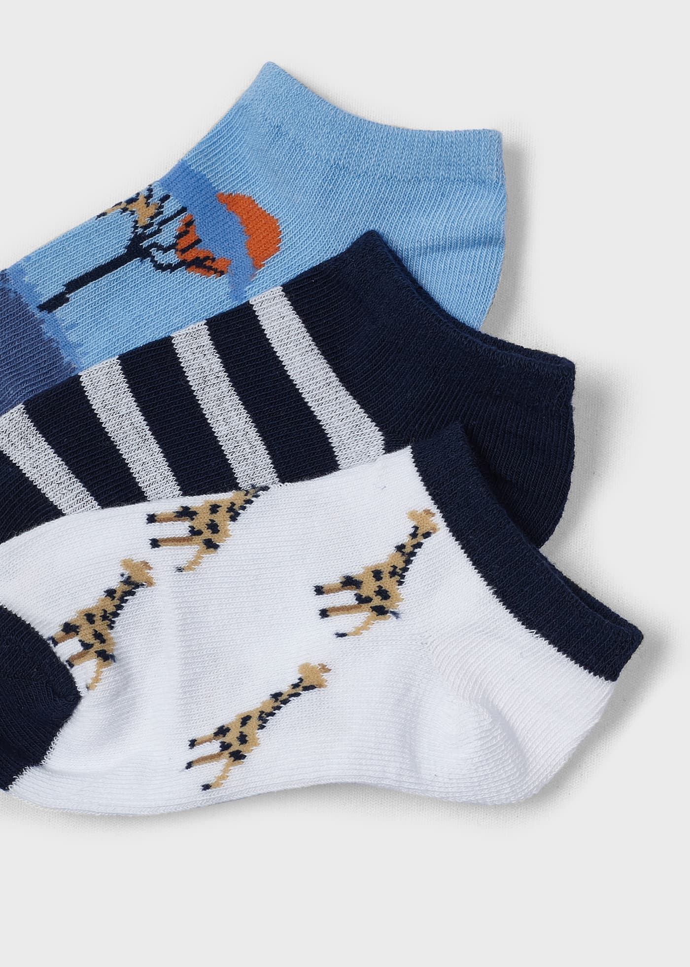 Pacote com 3 pares de meias curtas de algodão estampadas para meninos