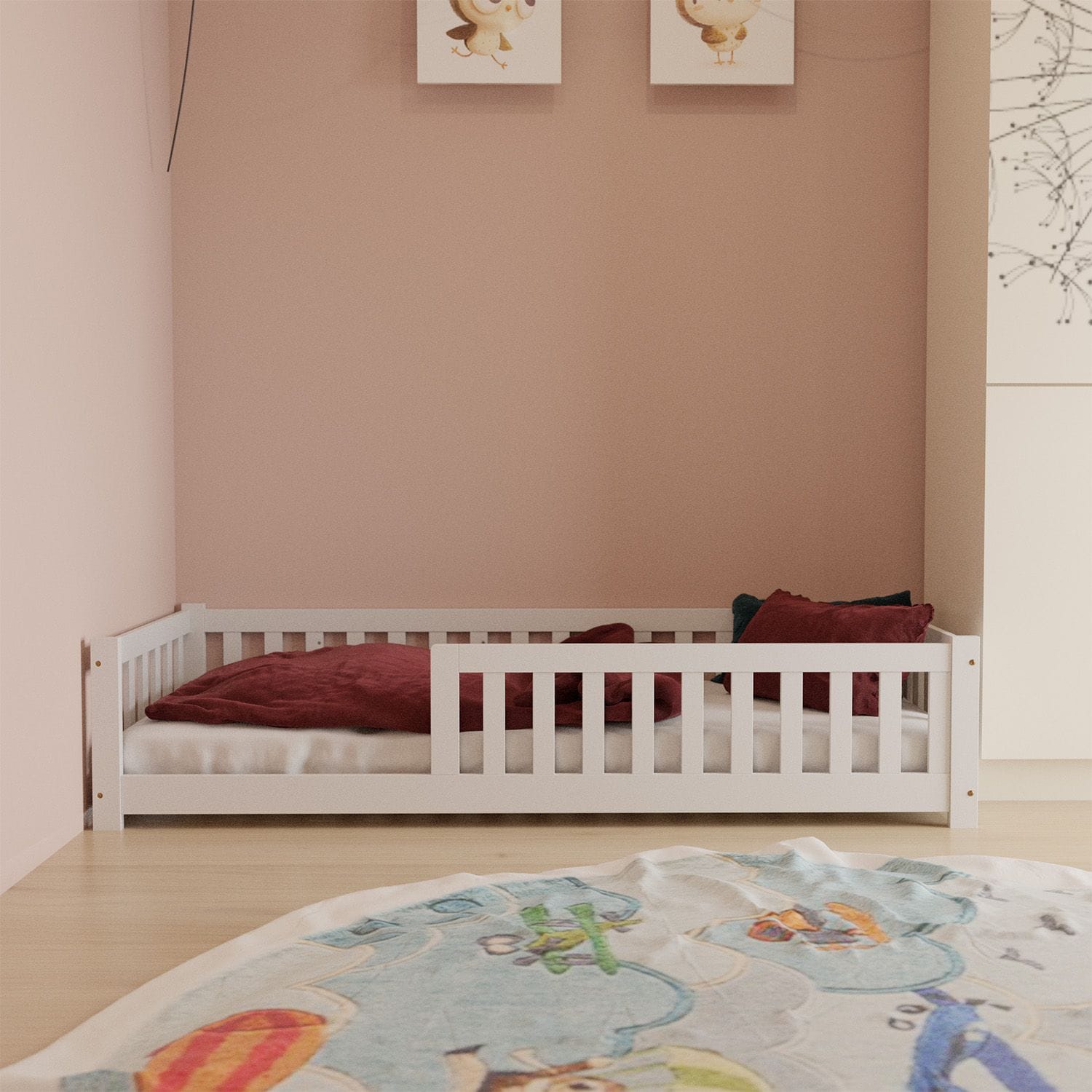 Juskys Kinderbett Naya 80x160 cm - Bett mit Matratze, Rausfallschutz & Lattenrost - Bodenbett Weiß