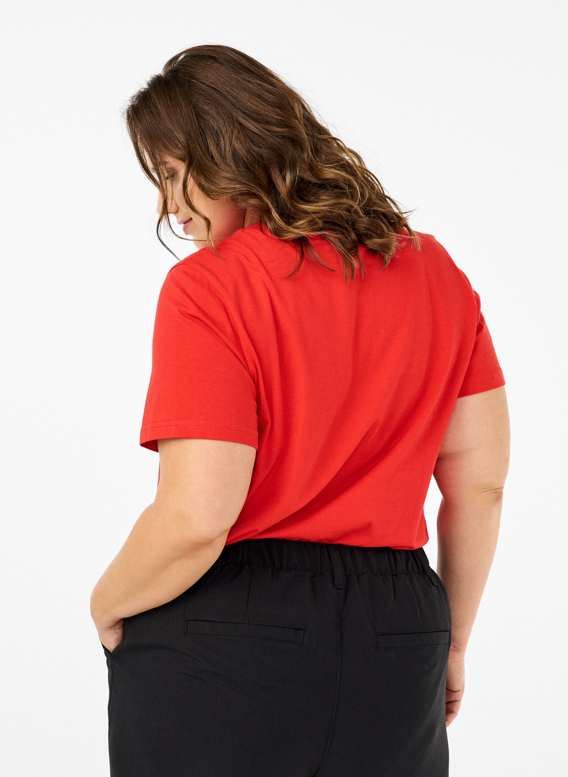 Basis t-shirt i bomuld med rund hals
