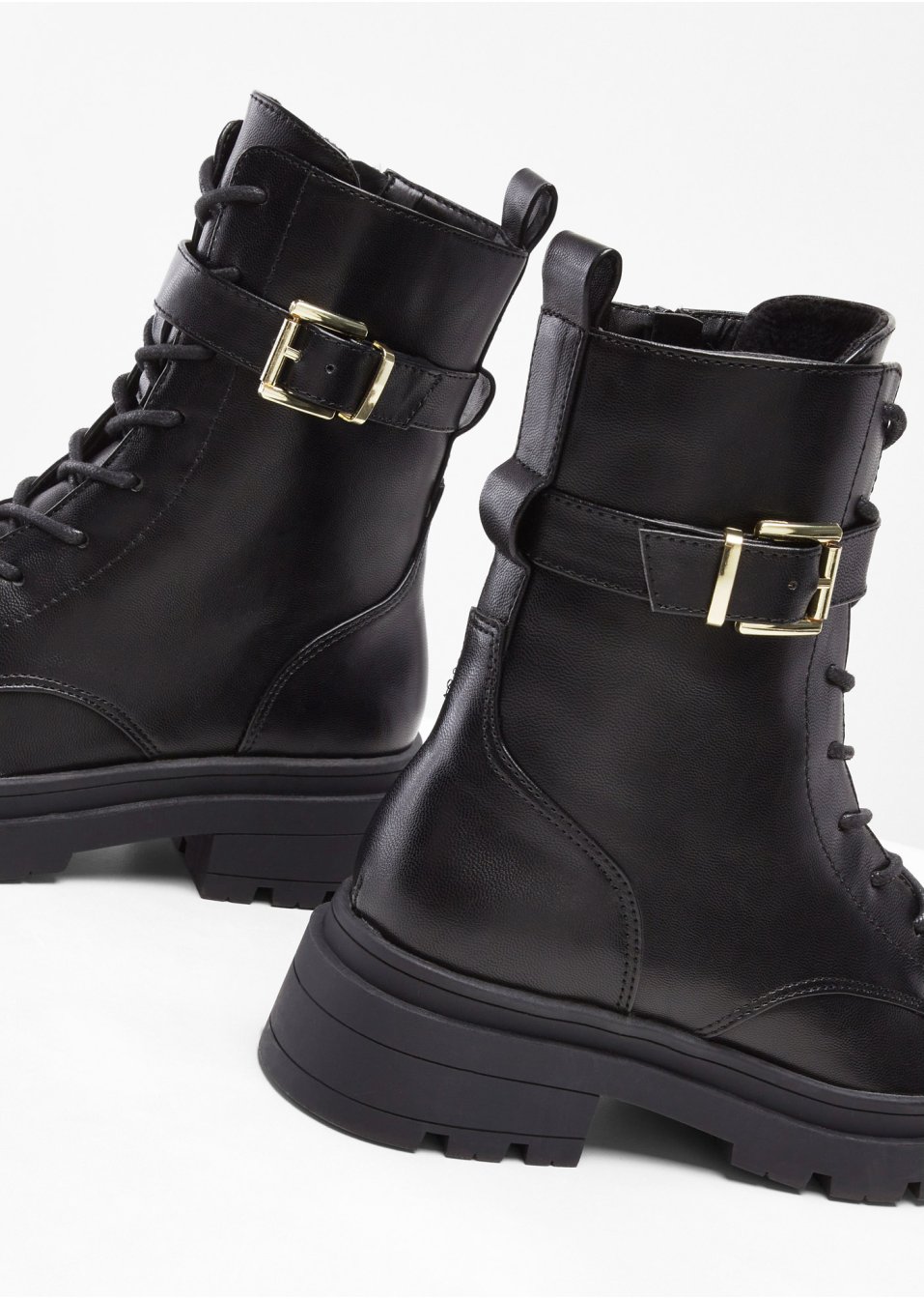 Boots à lacets