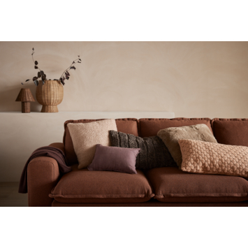 Kussen ruffled bordeaux 35 x 25 cm