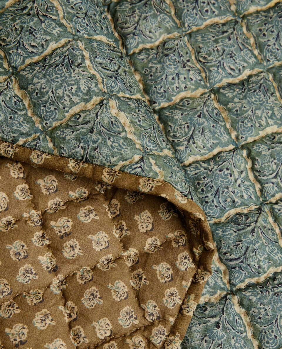 COBERTOR ACOLCHOADO ESTAMPADO
