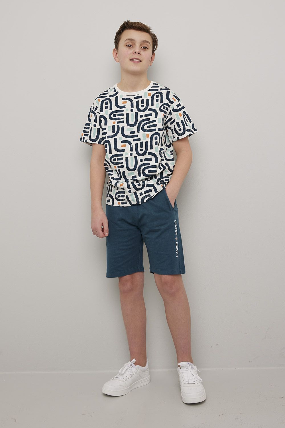 Shorts med tekstprint Isak