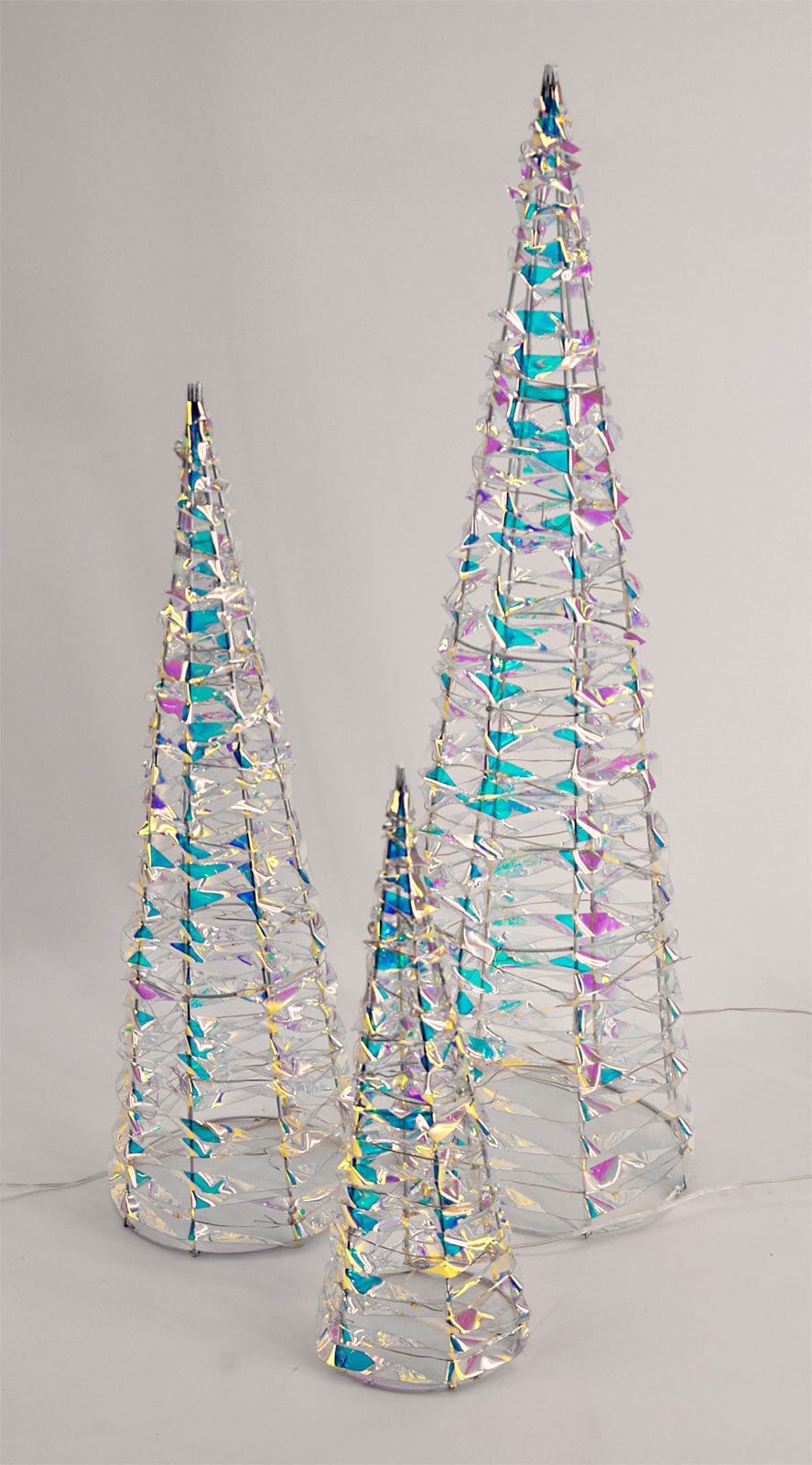 Weihnachten LED Lichtobjekt Pyramide 30cm 11cm 8LEDs warmweiß Batteriebetrieb Kunststoff Metall