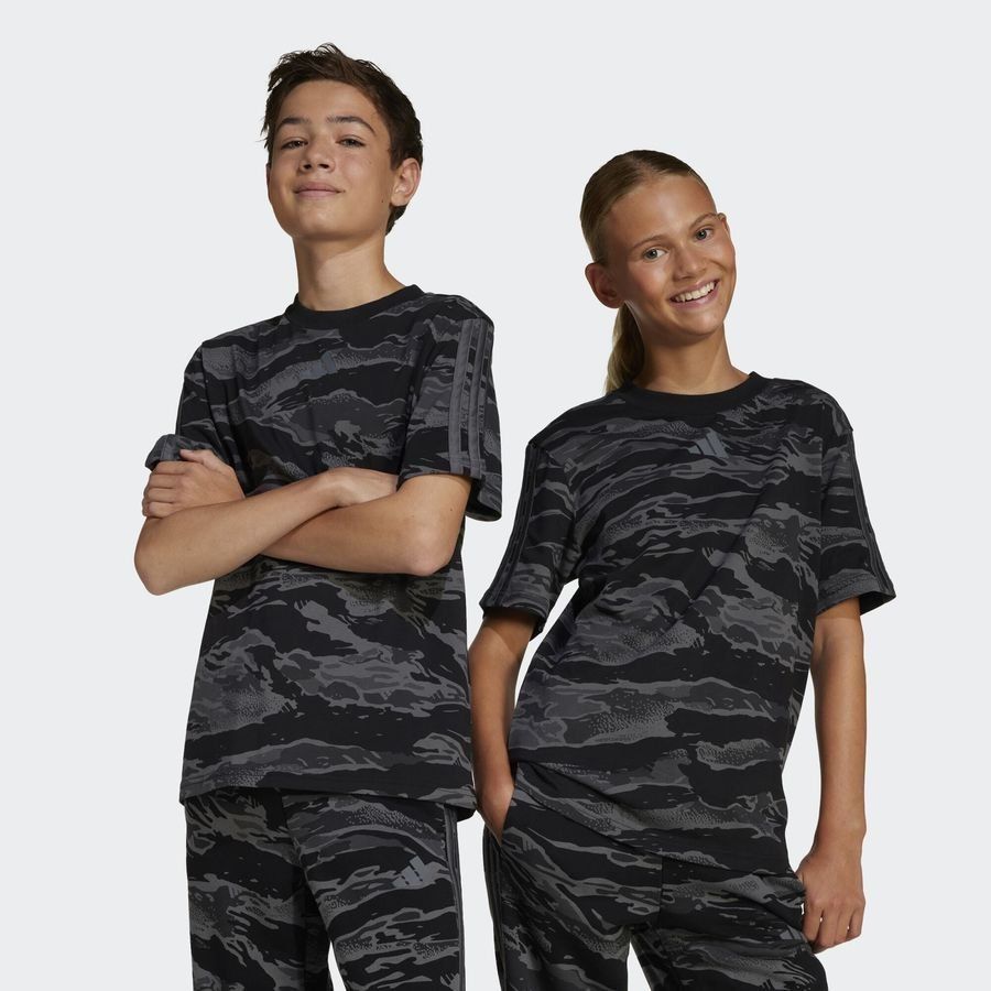 Adidas T-shirt Camo Seasonal Essentials Enfants