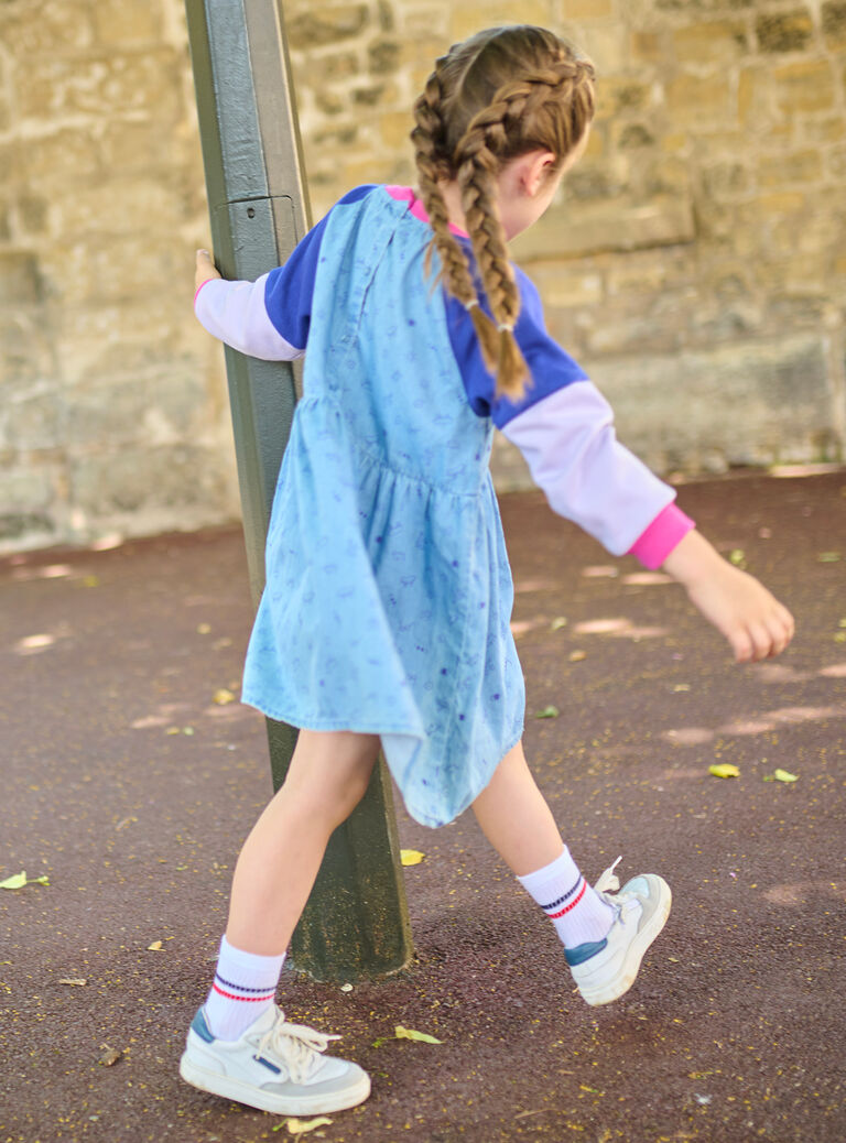 Robe bi-matière bleue en denim pour fille
