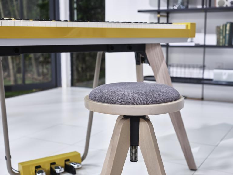 Casio E-Piano Privia PX-S7000 – Harmonious Mustard Digitalpiano mit dem authentischen Anschlag eines Flügels, innovativer Klangtechnologie und beeindruckender Ästhetik