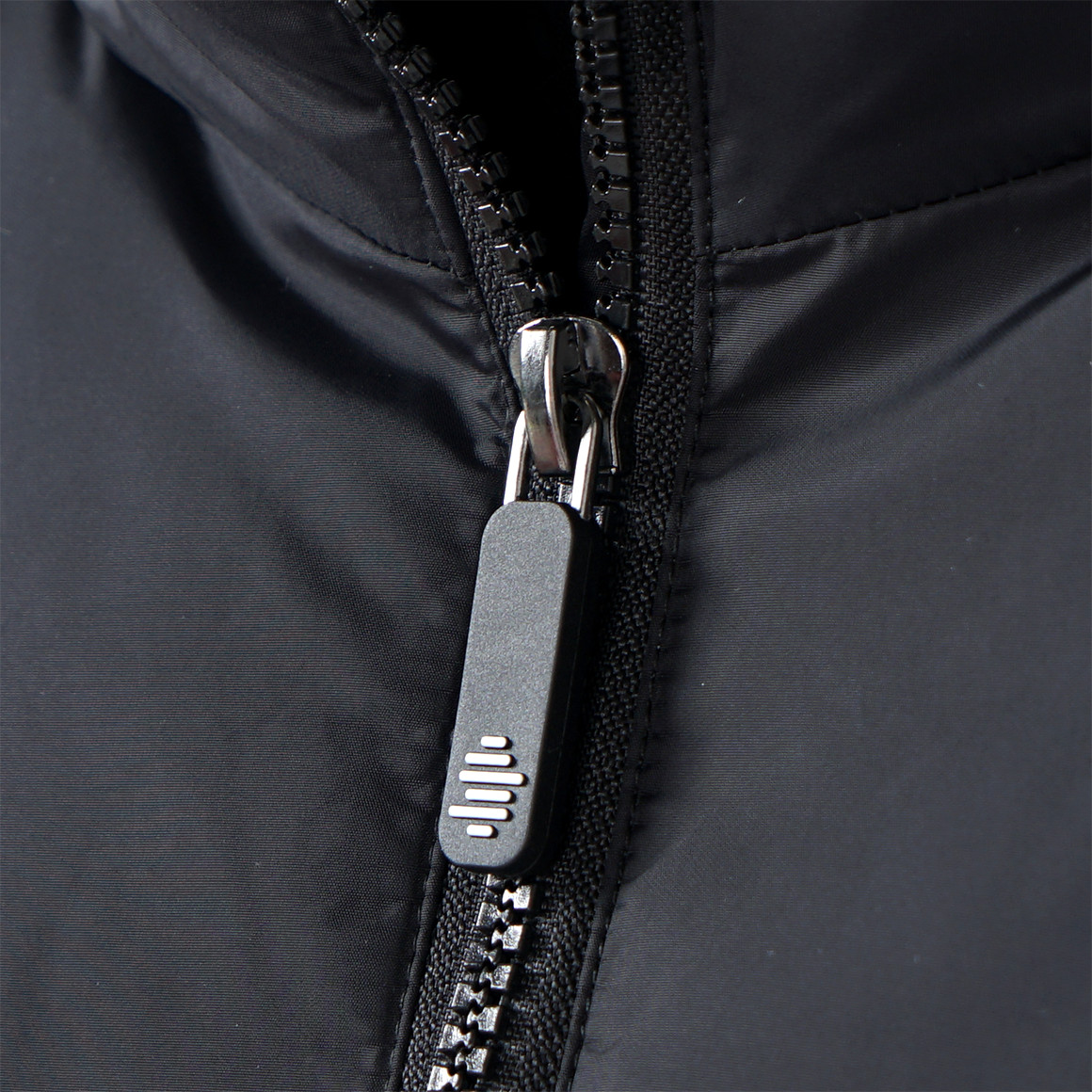 Beatwear Jungen Pufferjacke in Unifarben schwarz